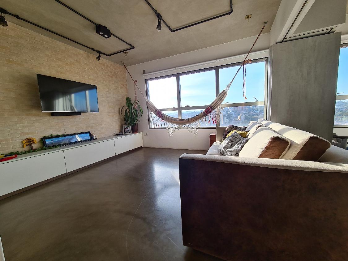 Apartamento à venda com 2 quartos, 70m² - Foto 3