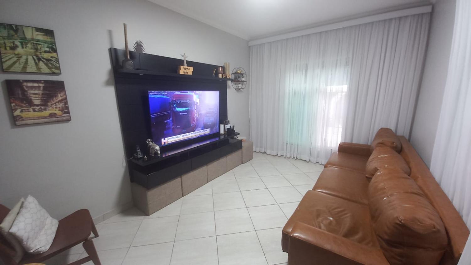 Casa à venda com 3 quartos, 116m² - Foto 2