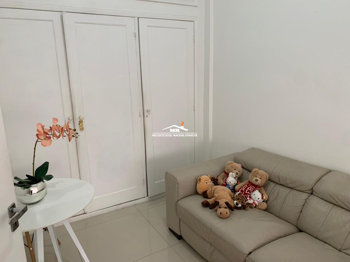 Apartamento à venda com 2 quartos, 70m² - Foto 15