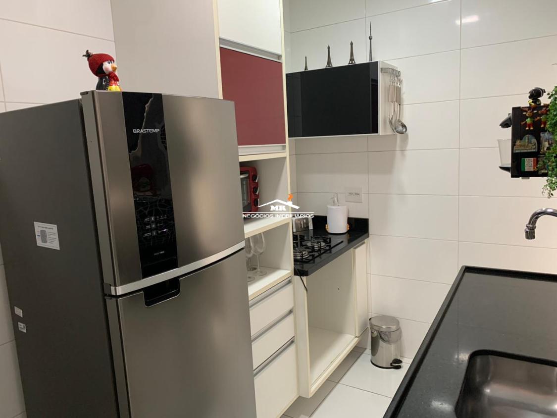 Apartamento à venda com 2 quartos, 70m² - Foto 8