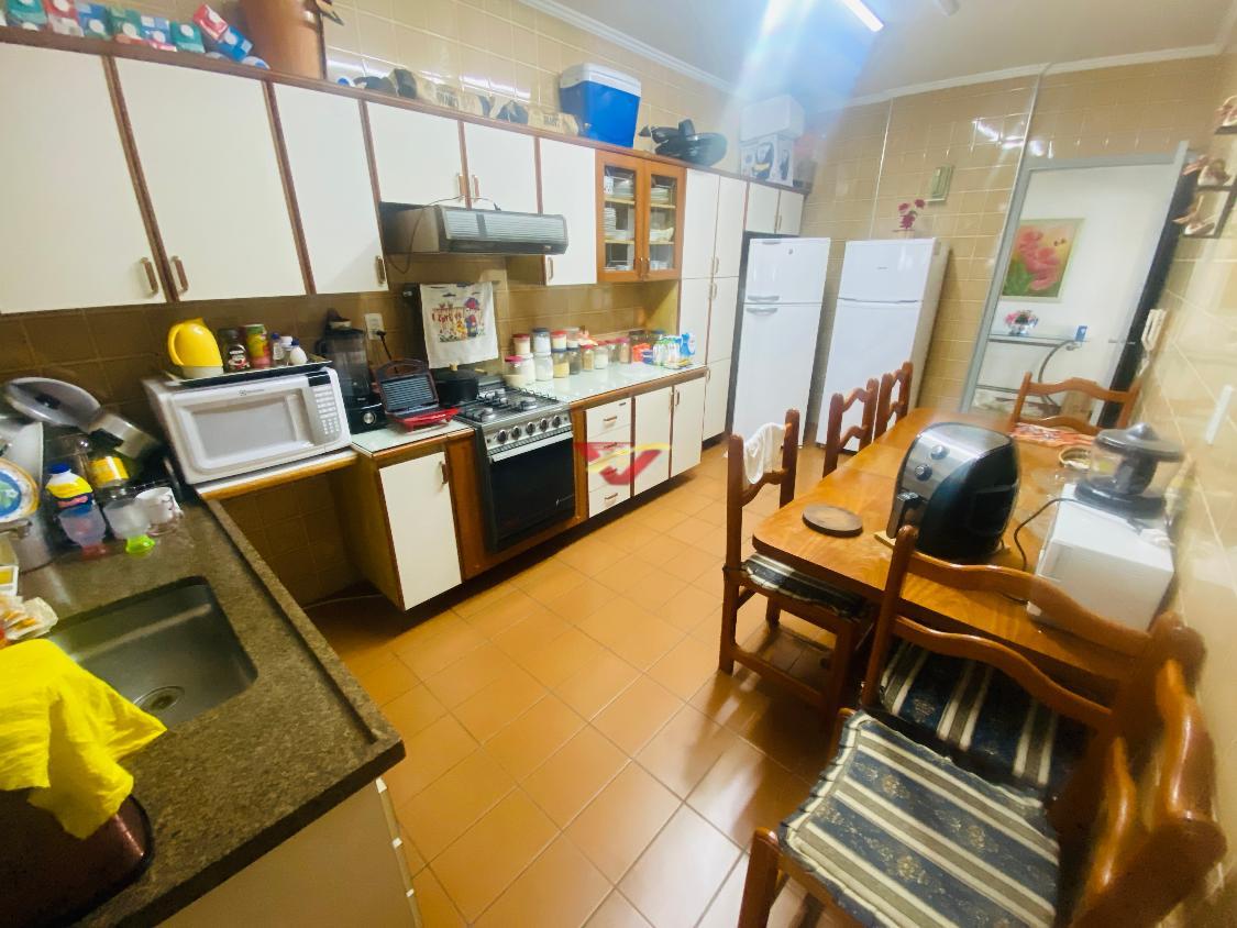 Apartamento à venda com 2 quartos, 86m² - Foto 19