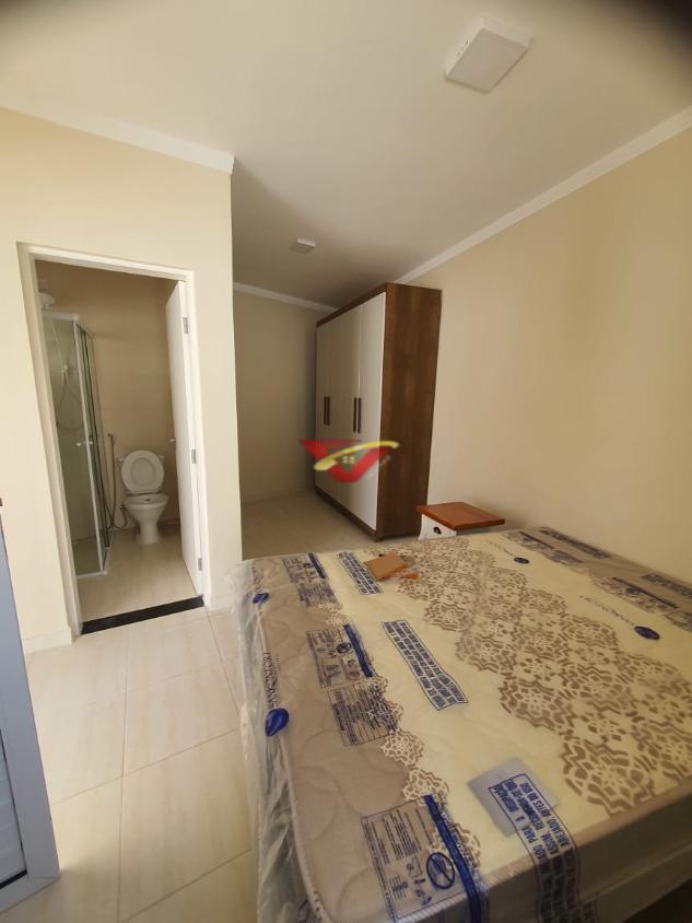 Casa à venda com 2 quartos, 140m² - Foto 13