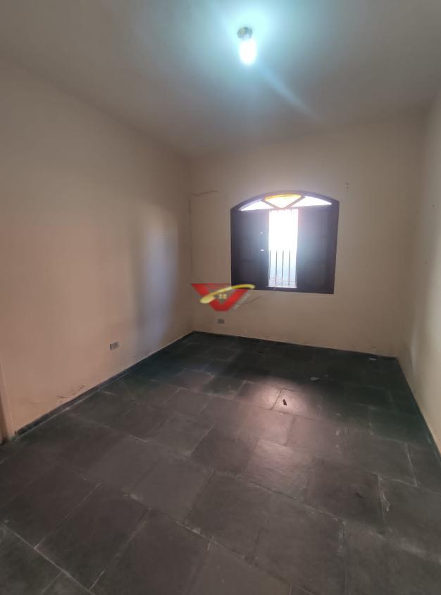 Casa à venda com 4 quartos, 260m² - Foto 12