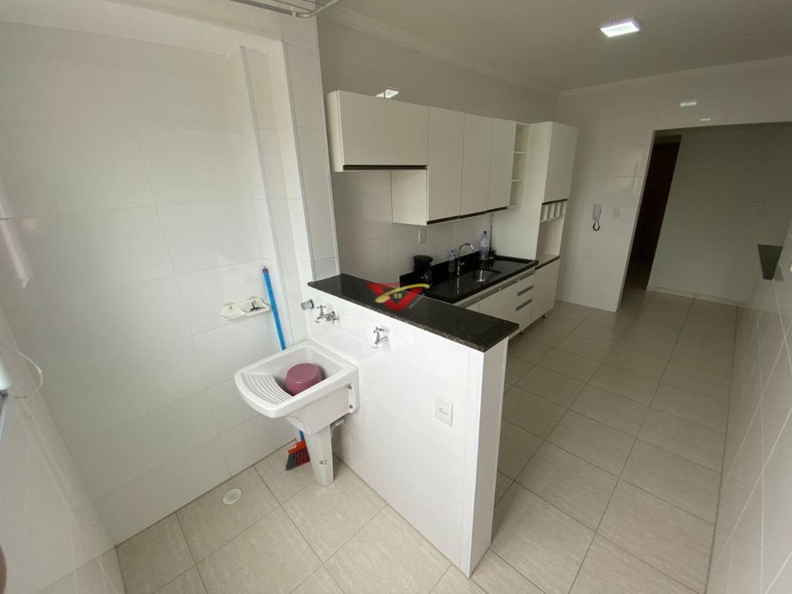 Apartamento à venda com 2 quartos, 74m² - Foto 12