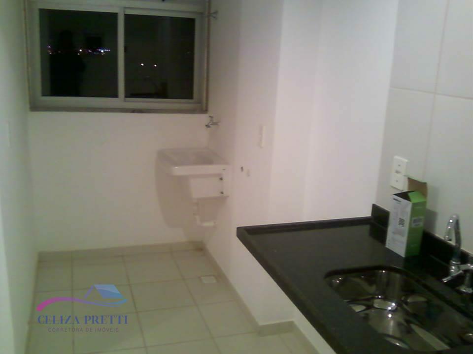 Apartamento à venda com 2 quartos, 45m² - Foto 11