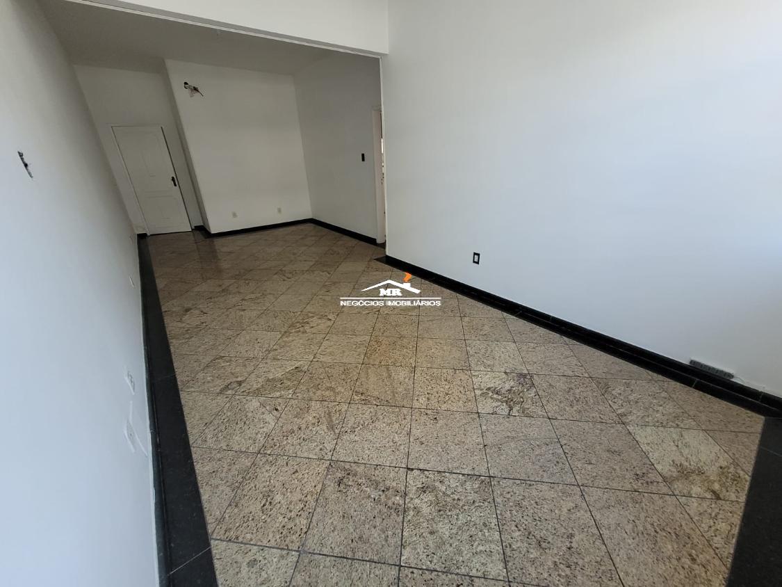 Apartamento à venda com 3 quartos, 120m² - Foto 2