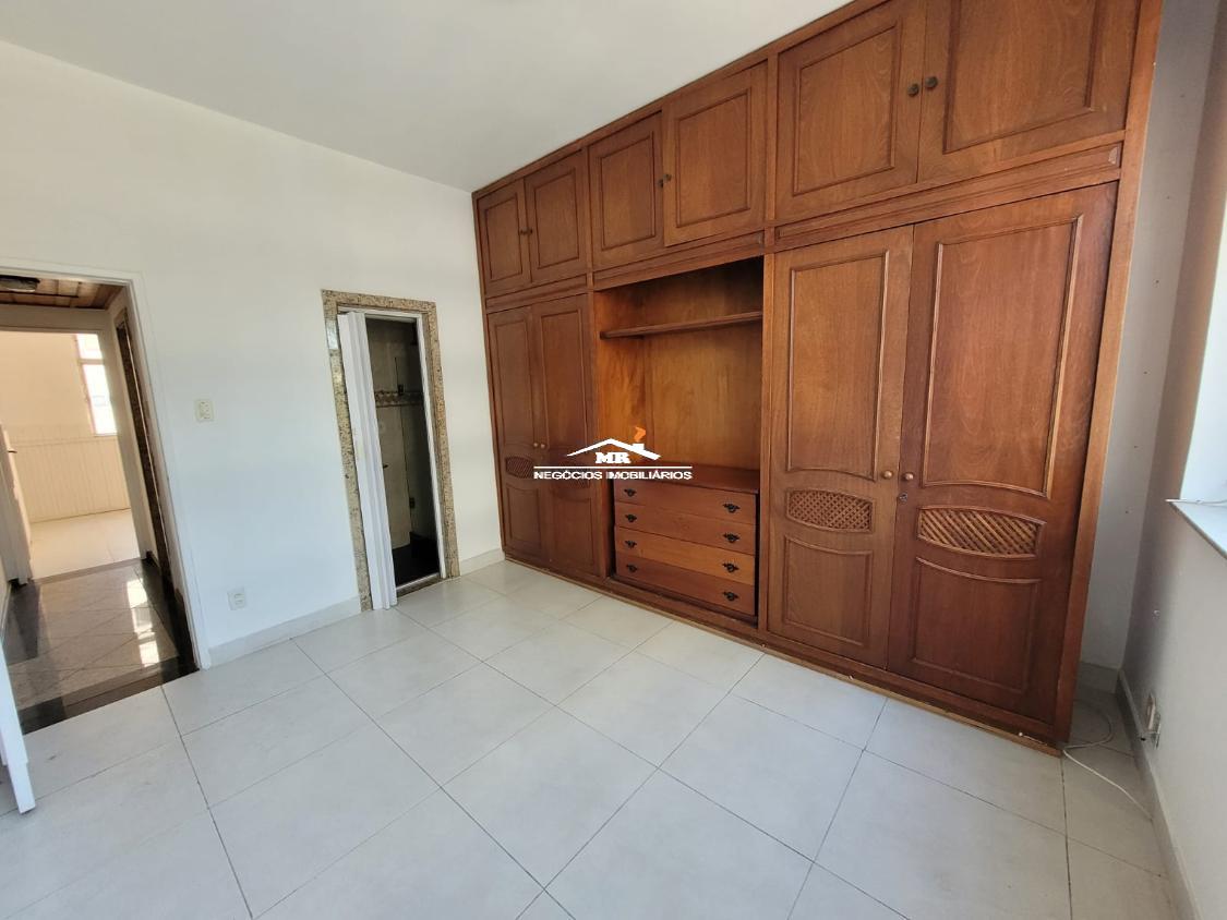 Apartamento à venda com 3 quartos, 120m² - Foto 9