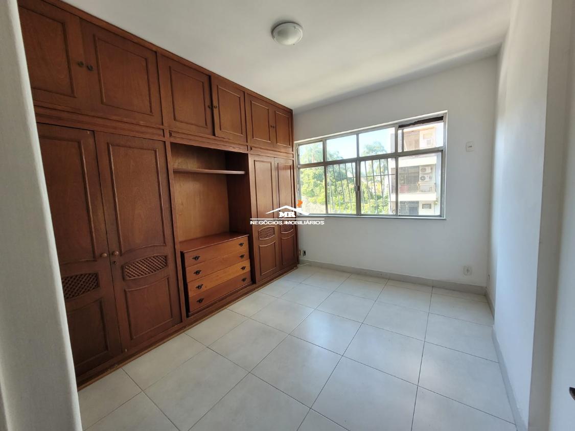 Apartamento à venda com 3 quartos, 120m² - Foto 11