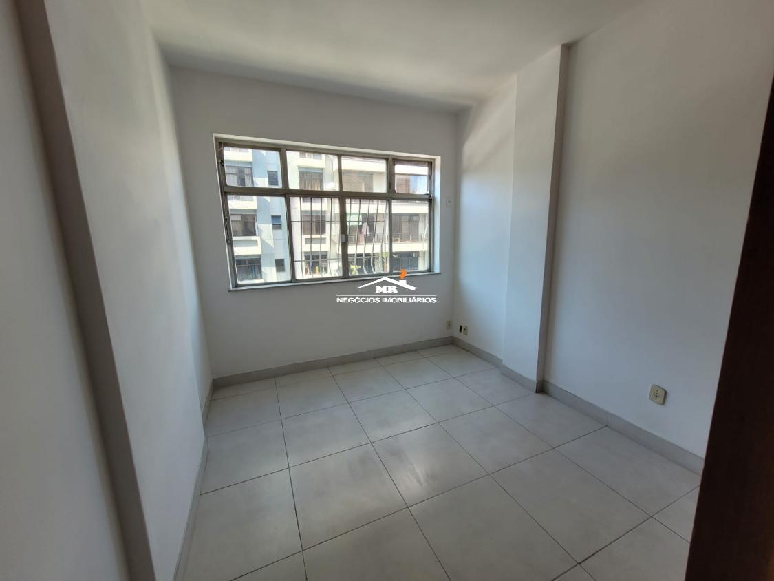 Apartamento à venda com 3 quartos, 120m² - Foto 8