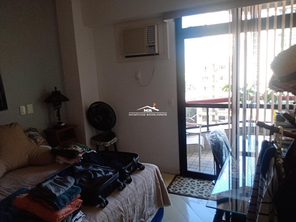 Apartamento à venda com 4 quartos, 180m² - Foto 16