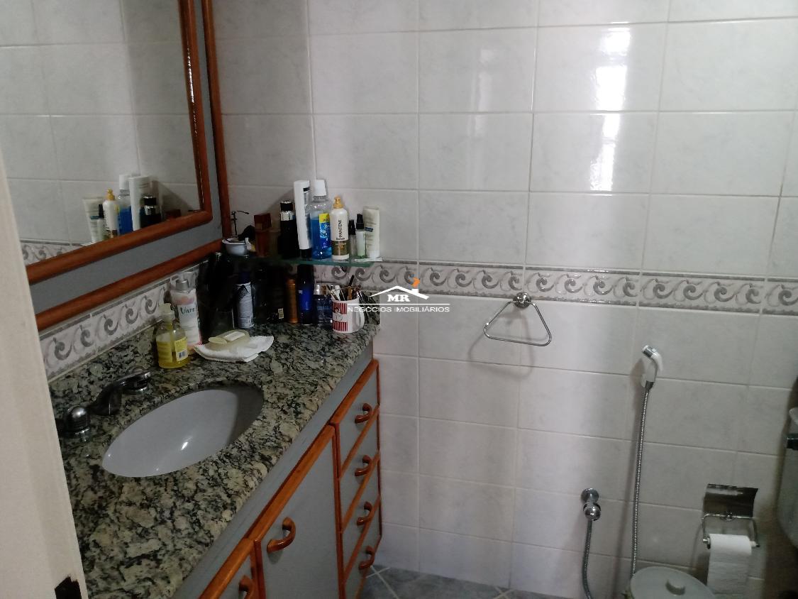 Apartamento à venda com 4 quartos, 180m² - Foto 20