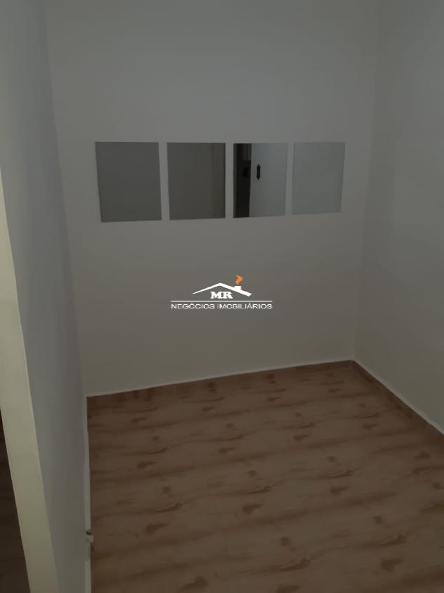 Kitnet e Studio à venda com 1 quarto, 30m² - Foto 2