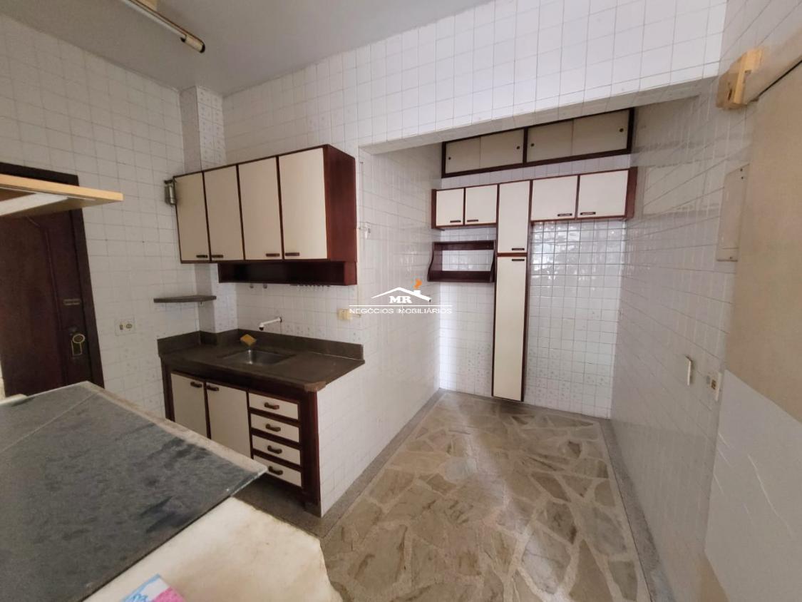 Apartamento à venda com 3 quartos, 110m² - Foto 18