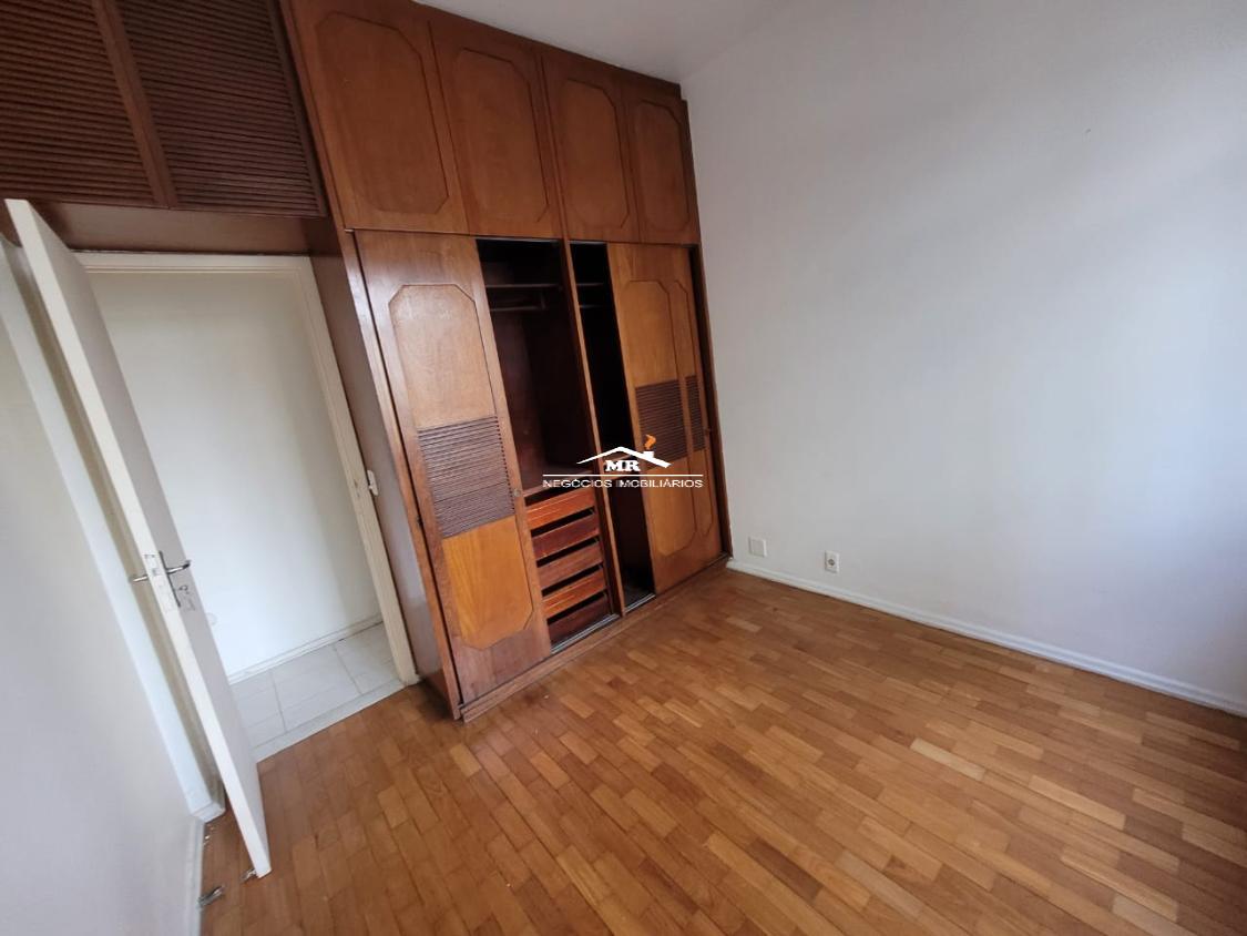 Apartamento à venda com 3 quartos, 110m² - Foto 10