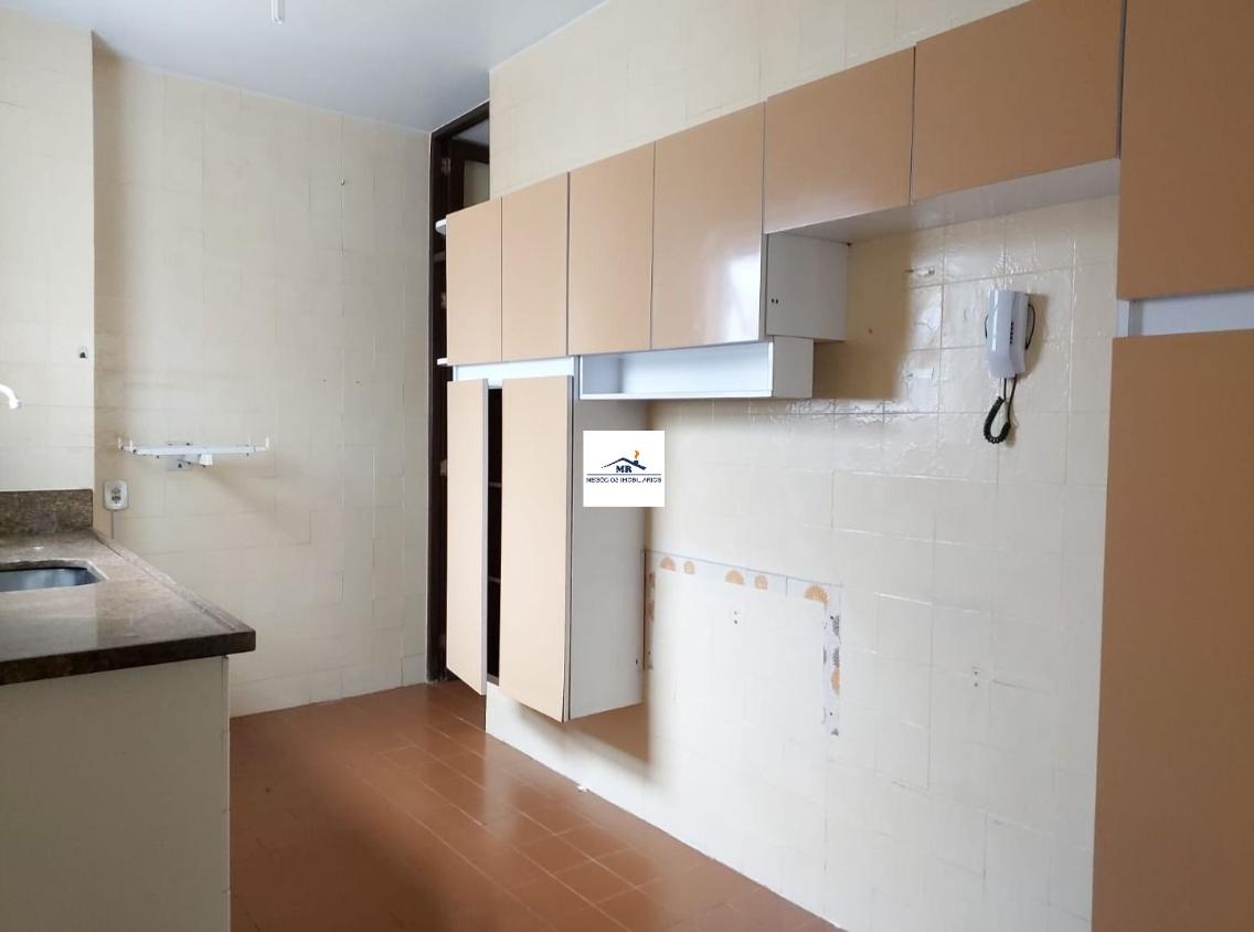 Apartamento à venda com 3 quartos, 125m² - Foto 19