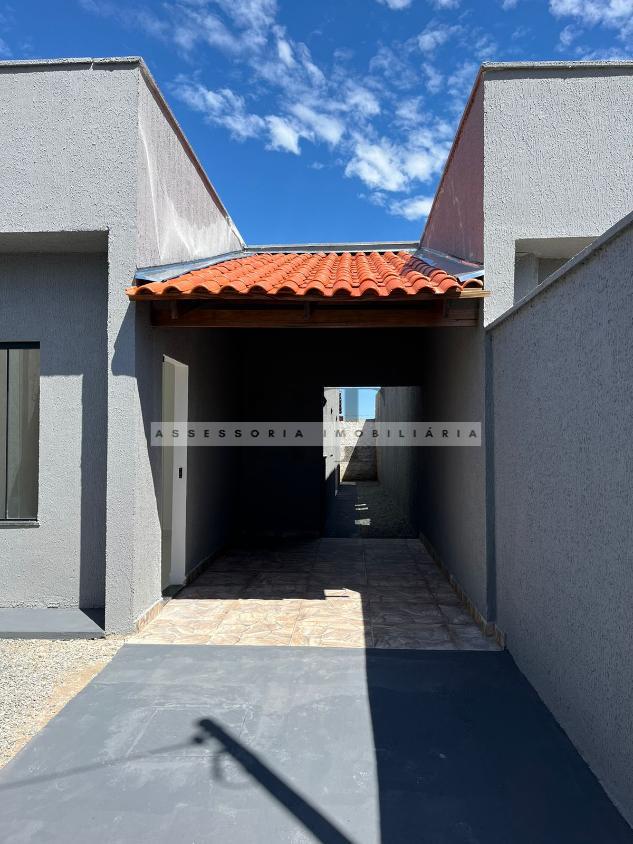 Casa à venda com 2 quartos, 97m² - Foto 1