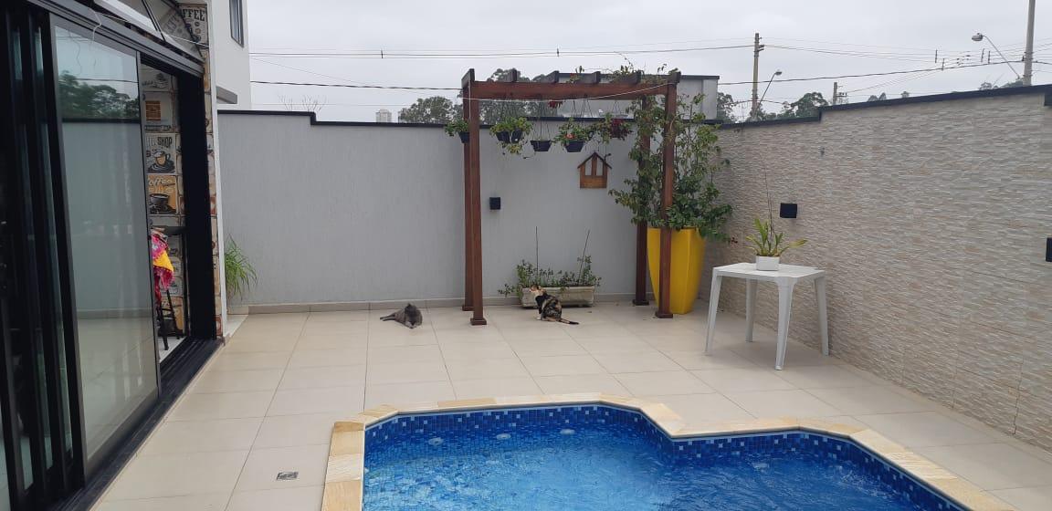 Casa de Condomínio à venda com 3 quartos, 2250m² - Foto 3