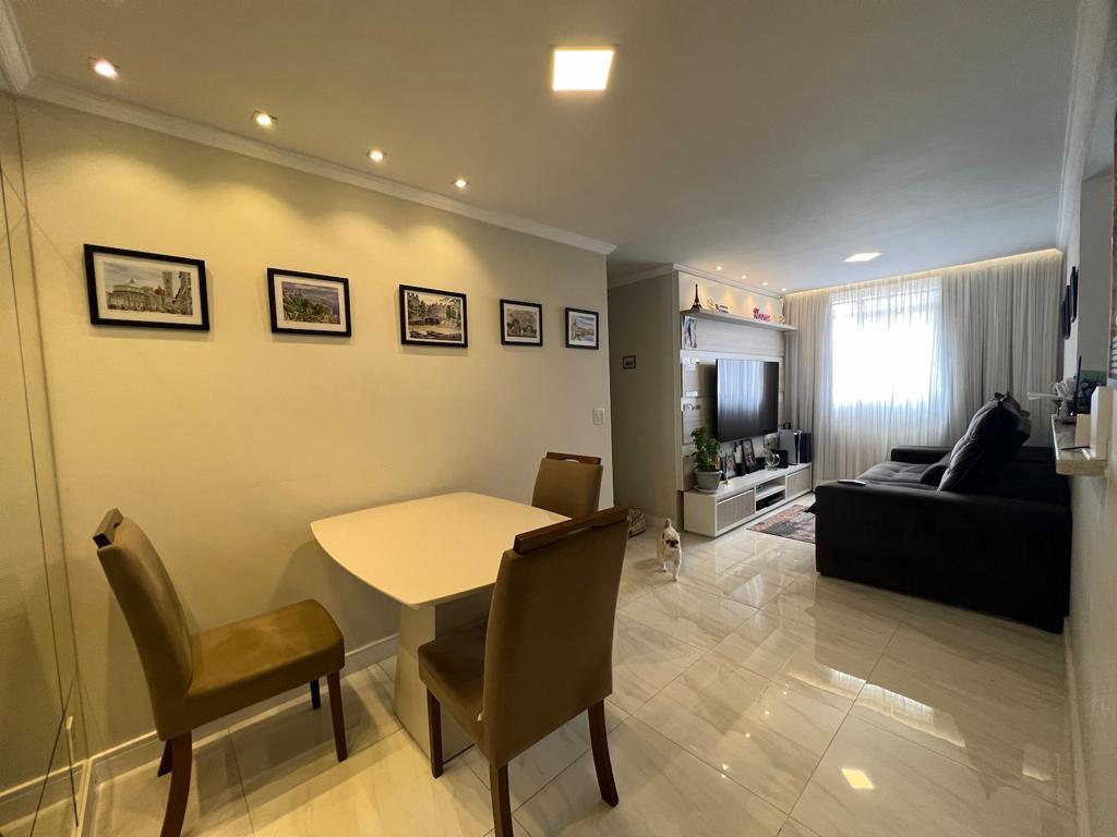 Apartamento à venda com 2 quartos, 55m² - Foto 1