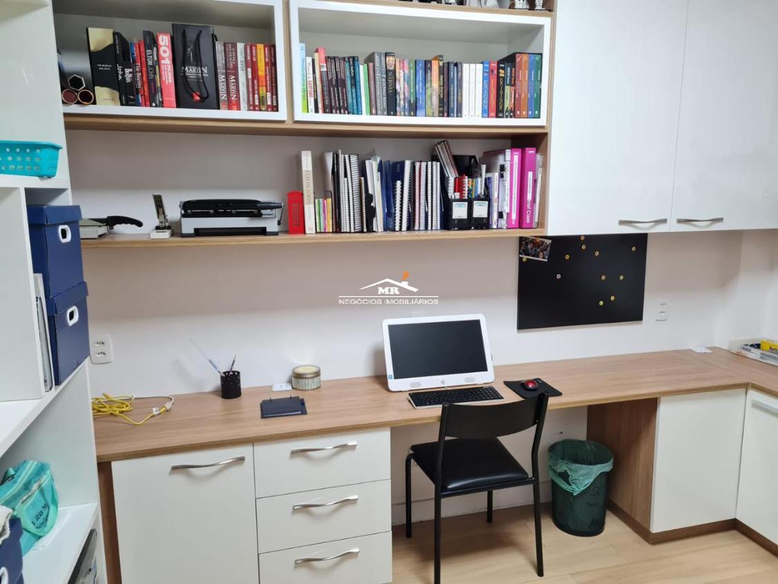 Apartamento à venda com 3 quartos, 140m² - Foto 13