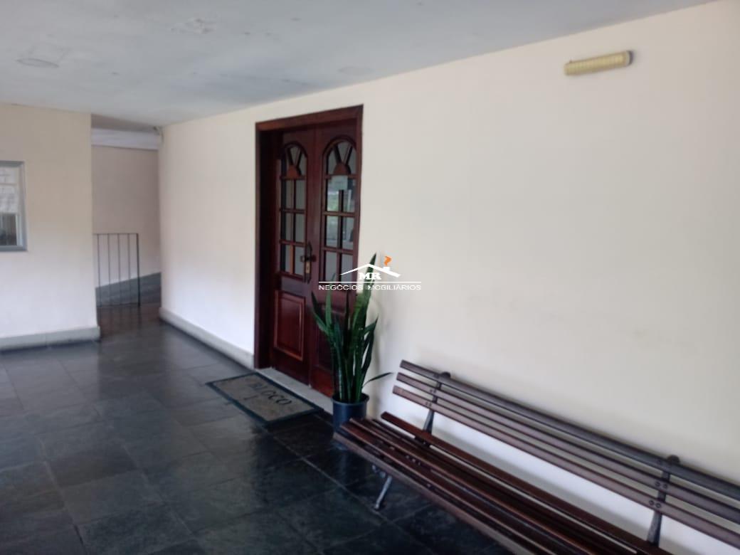 Apartamento à venda com 2 quartos, 60m² - Foto 15