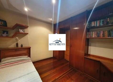 Apartamento à venda com 4 quartos, 250m² - Foto 18