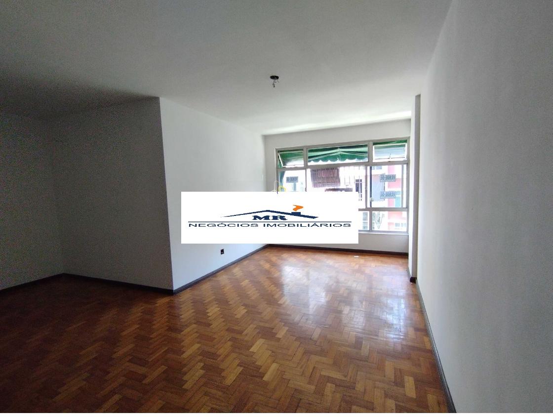 Apartamento à venda com 3 quartos, 110m² - Foto 1