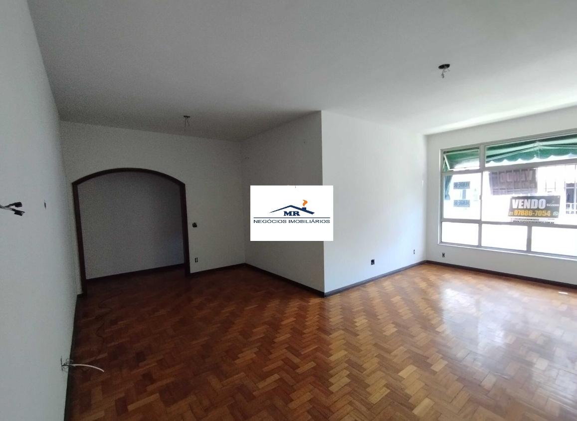 Apartamento à venda com 3 quartos, 110m² - Foto 2