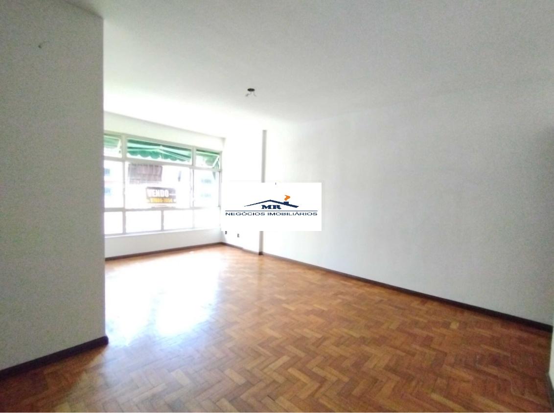 Apartamento à venda com 3 quartos, 110m² - Foto 3