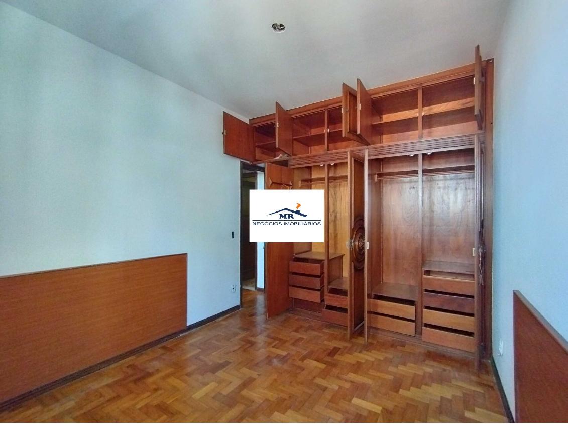 Apartamento à venda com 3 quartos, 110m² - Foto 5