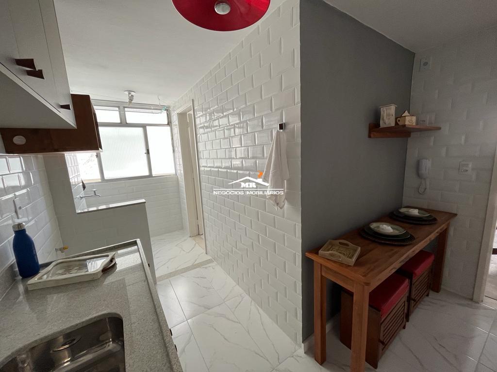 Apartamento à venda com 2 quartos, 62m² - Foto 14