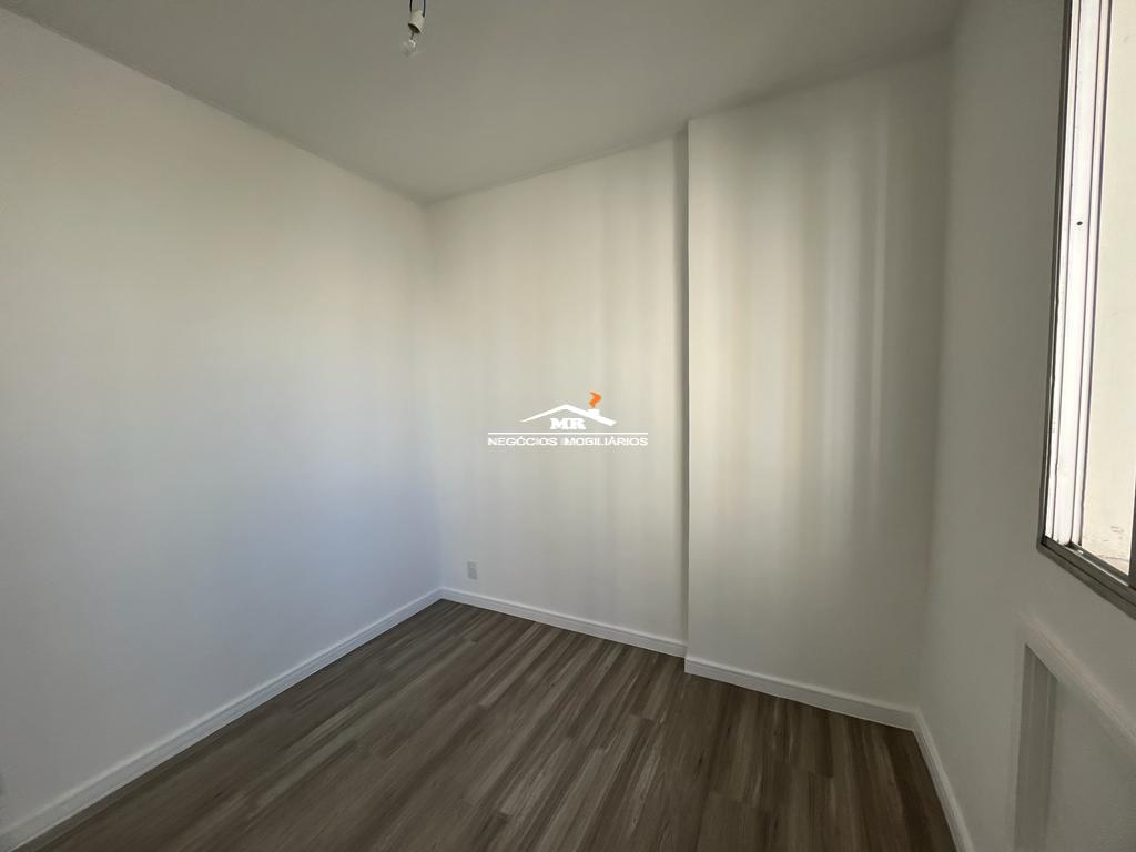 Apartamento à venda com 2 quartos, 62m² - Foto 11