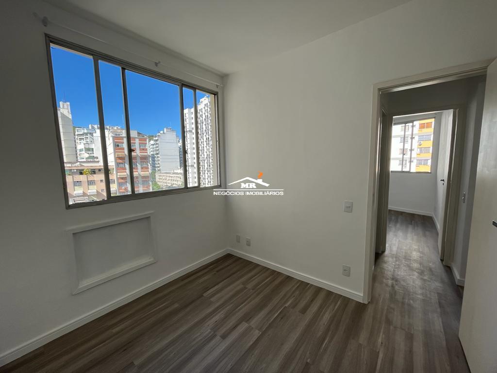 Apartamento à venda com 2 quartos, 62m² - Foto 10