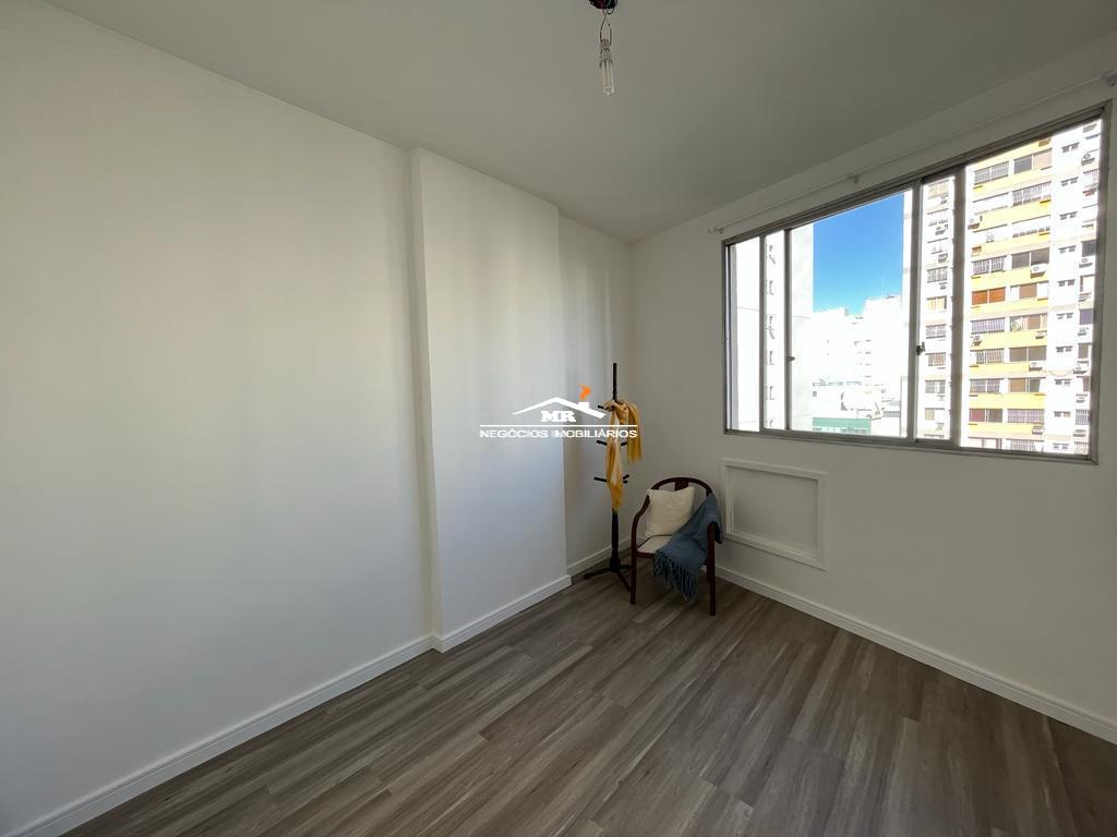 Apartamento à venda com 2 quartos, 62m² - Foto 5