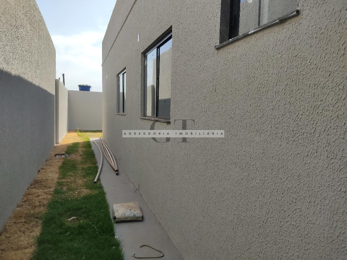 Casa à venda com 3 quartos, 100m² - Foto 7