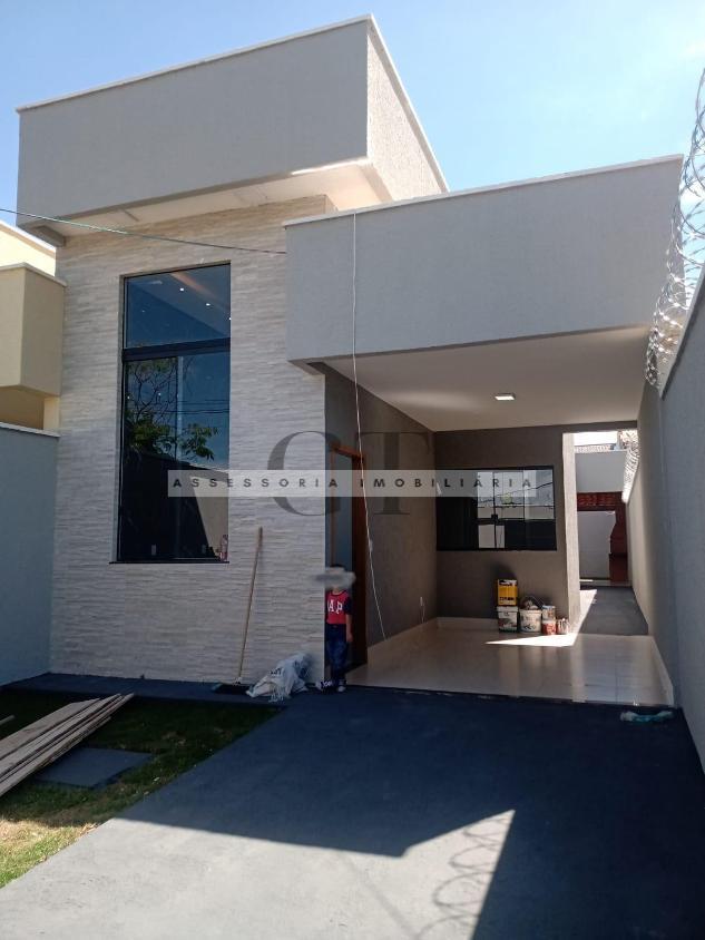 Casa à venda com 3 quartos, 110m² - Foto 1