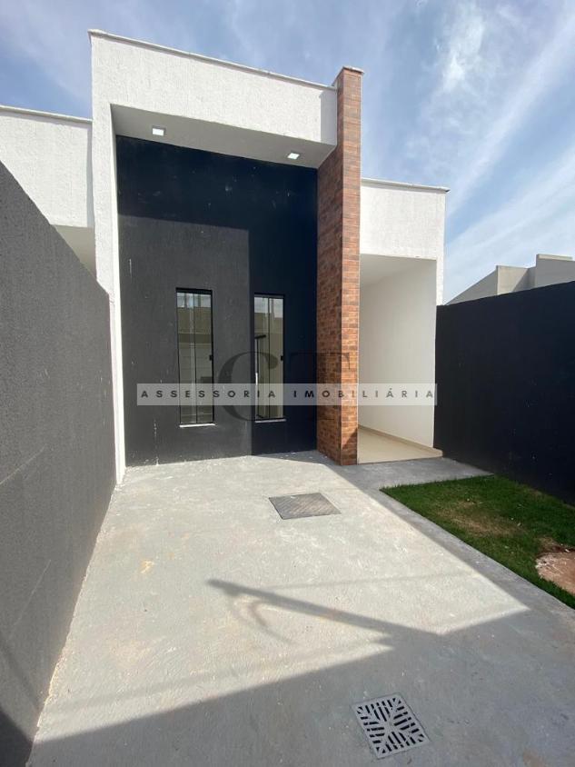 Casa à venda com 3 quartos, 85m² - Foto 1