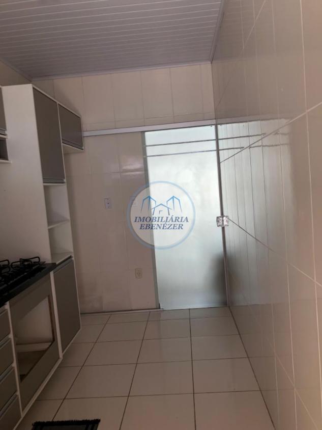 Casa à venda com 2 quartos, 150m² - Foto 10