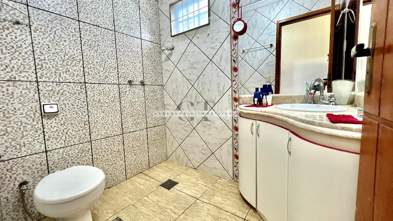 Sobrado à venda com 6 quartos, 219m² - Foto 12