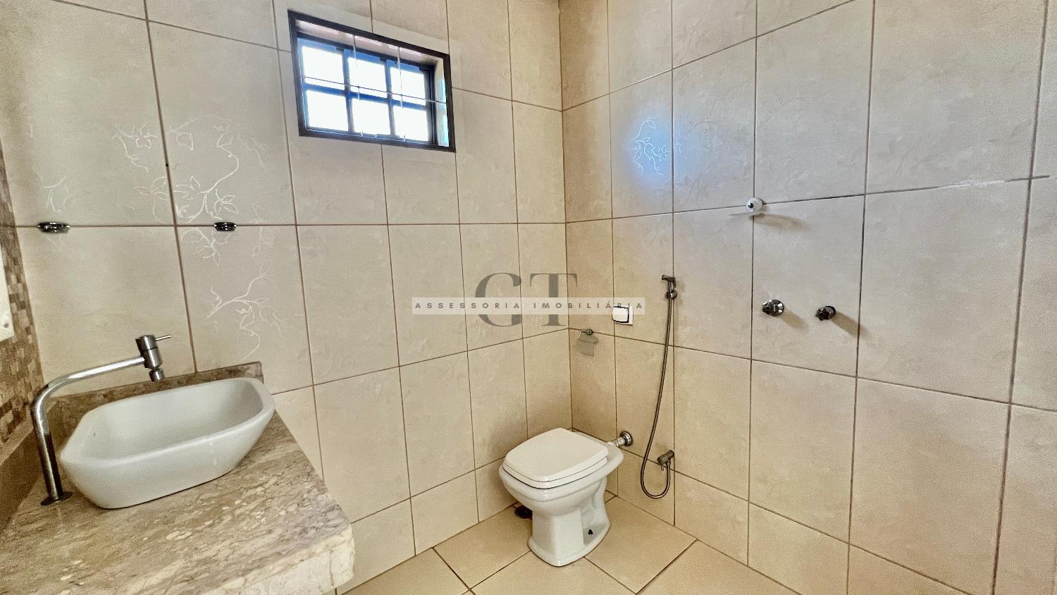 Sobrado à venda com 6 quartos, 219m² - Foto 36