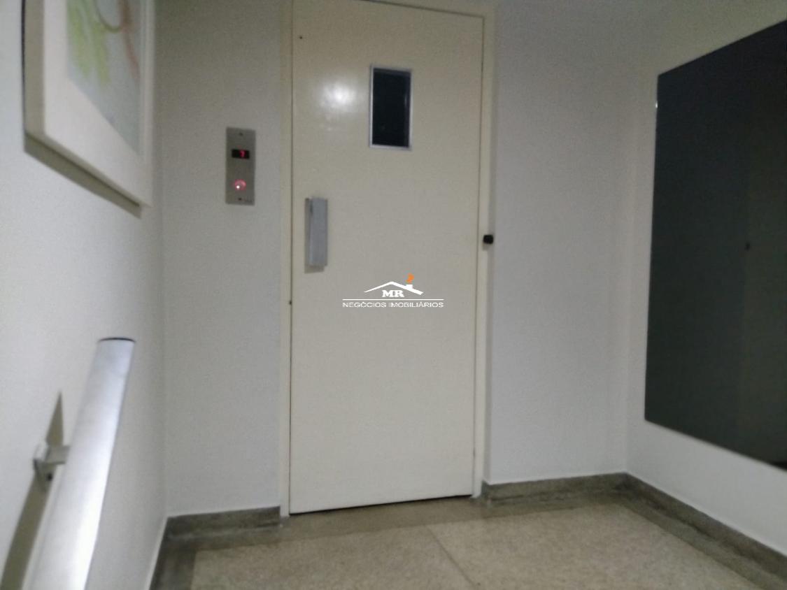 Apartamento à venda com 3 quartos, 167m² - Foto 22