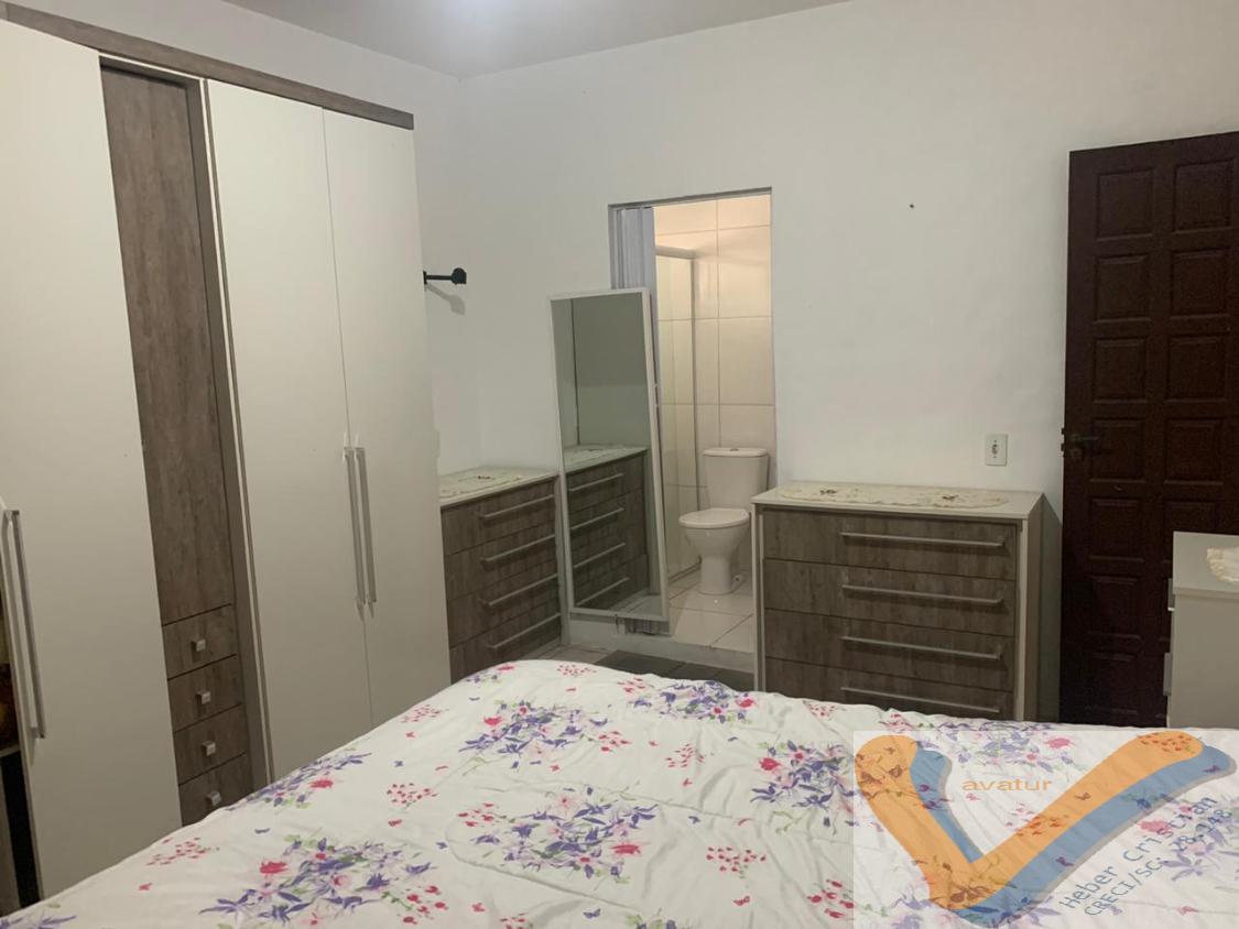 Casa à venda com 4 quartos, 240m² - Foto 8