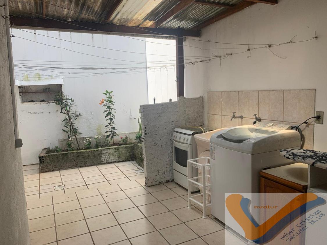 Casa à venda com 4 quartos, 240m² - Foto 21