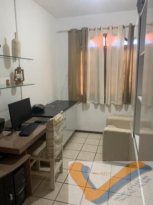 Casa à venda com 4 quartos, 240m² - Foto 19