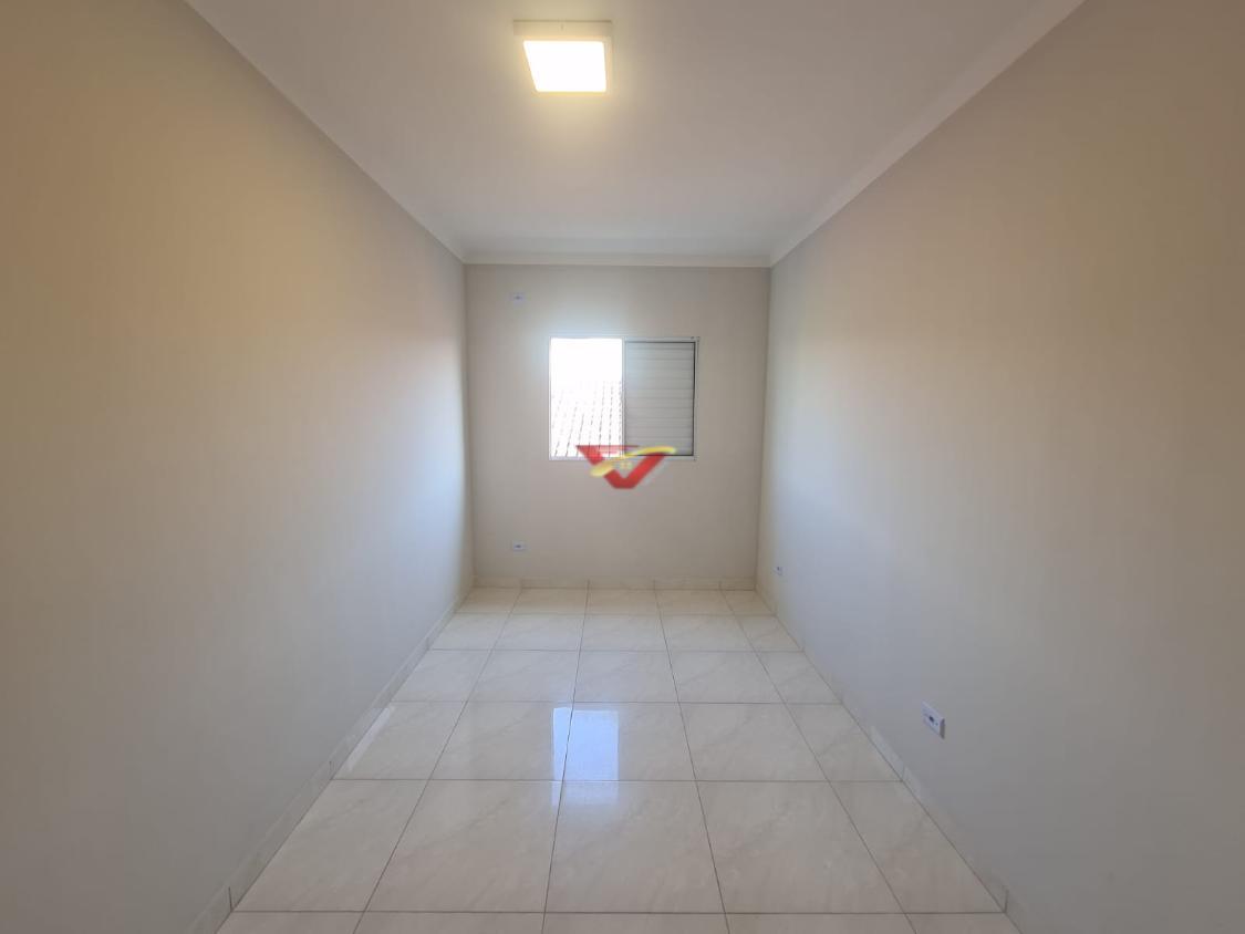 Casa de Condomínio à venda com 4 quartos, 120m² - Foto 2