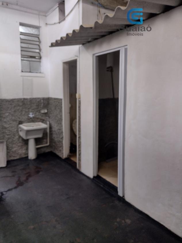 Casa à venda com 4 quartos, 300m² - Foto 17