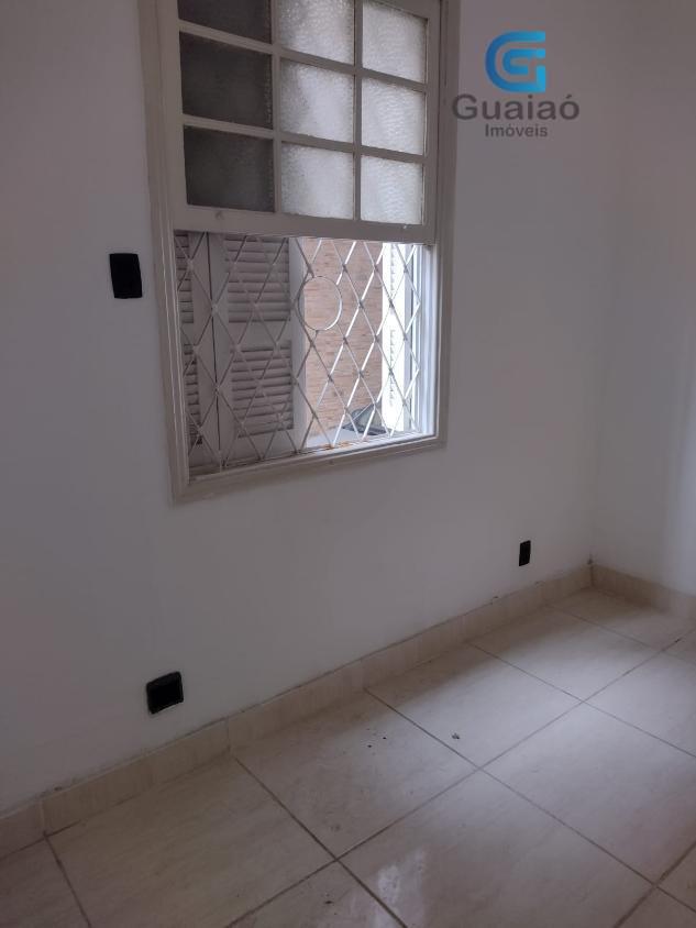 Casa à venda com 4 quartos, 300m² - Foto 14