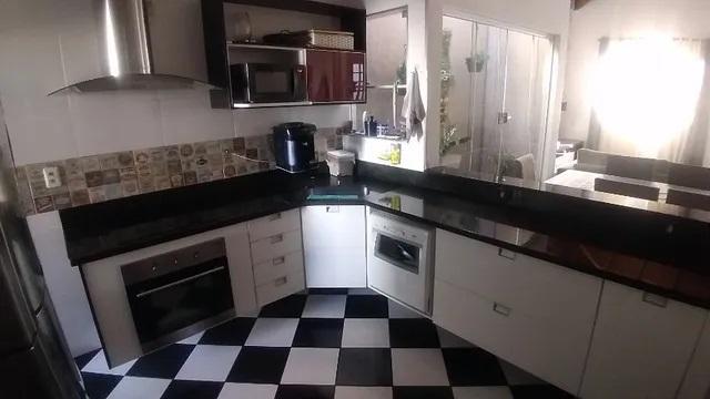 Casa à venda com 3 quartos, 200m² - Foto 16