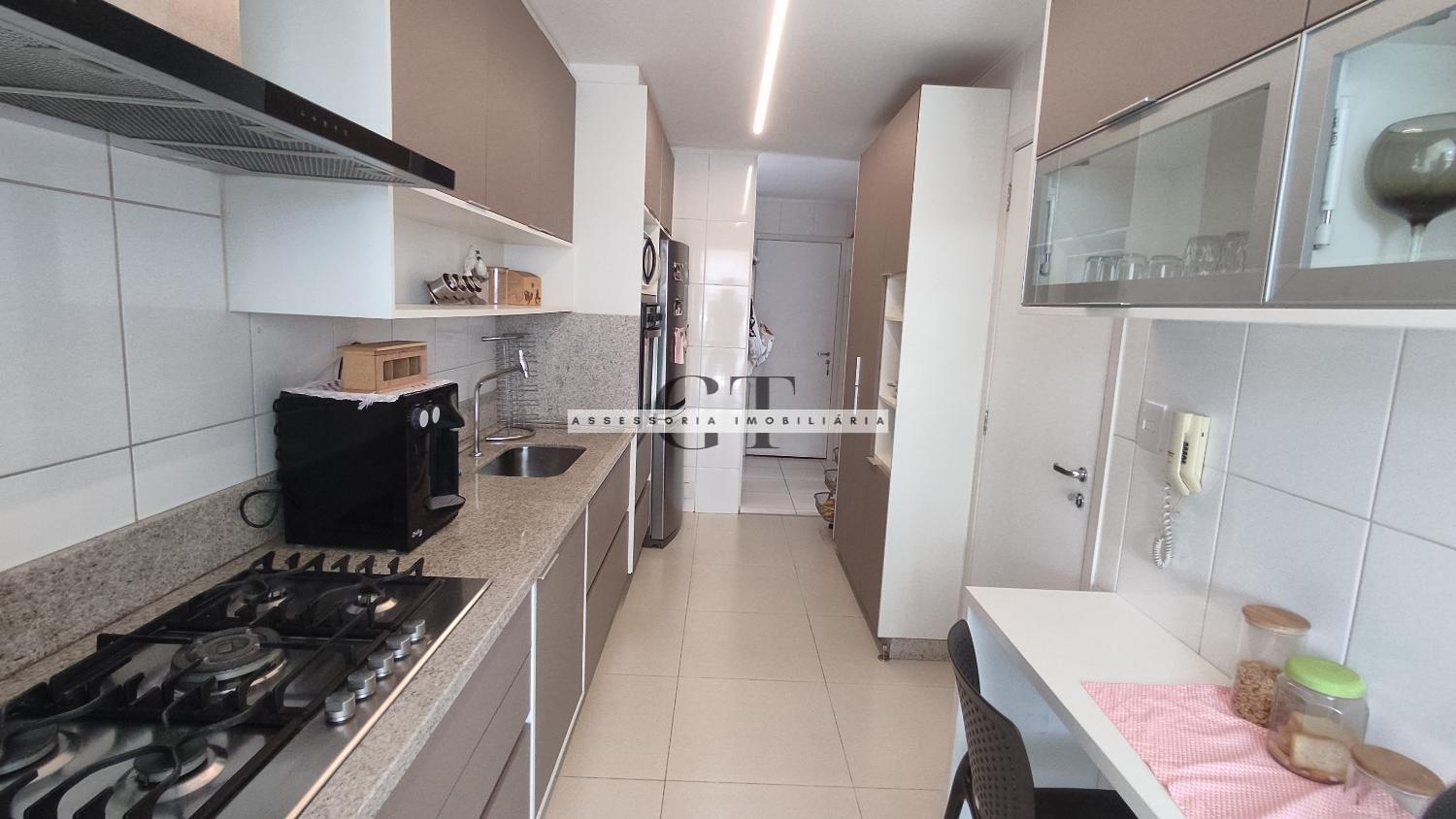 Apartamento à venda com 3 quartos, 149m² - Foto 15