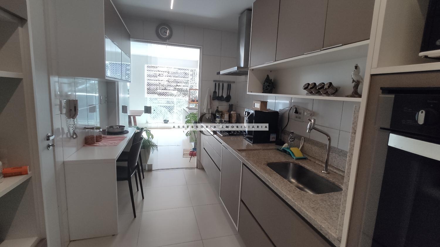 Apartamento à venda com 3 quartos, 149m² - Foto 16