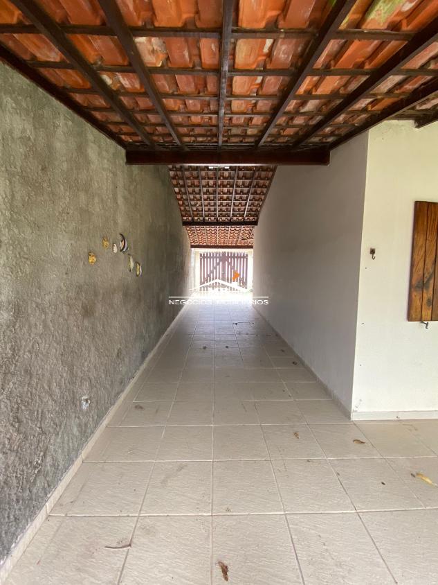 Casa de Condomínio à venda com 4 quartos, 400m² - Foto 3